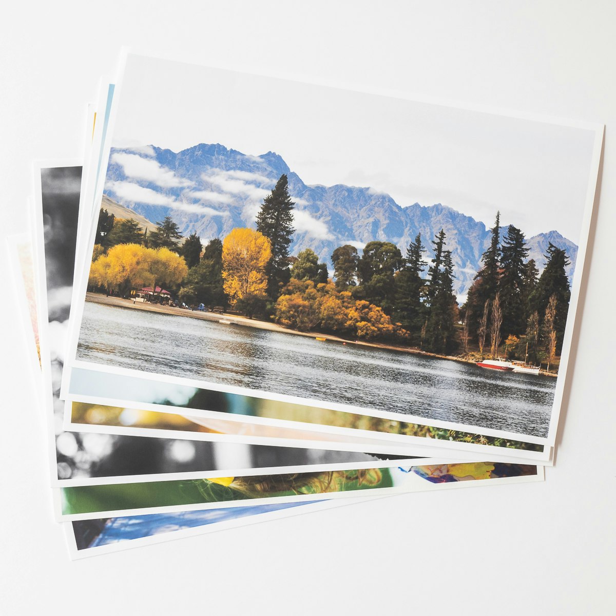 Colours come to life with our 12-ink print process. - Classic photo prints - HappyMoose